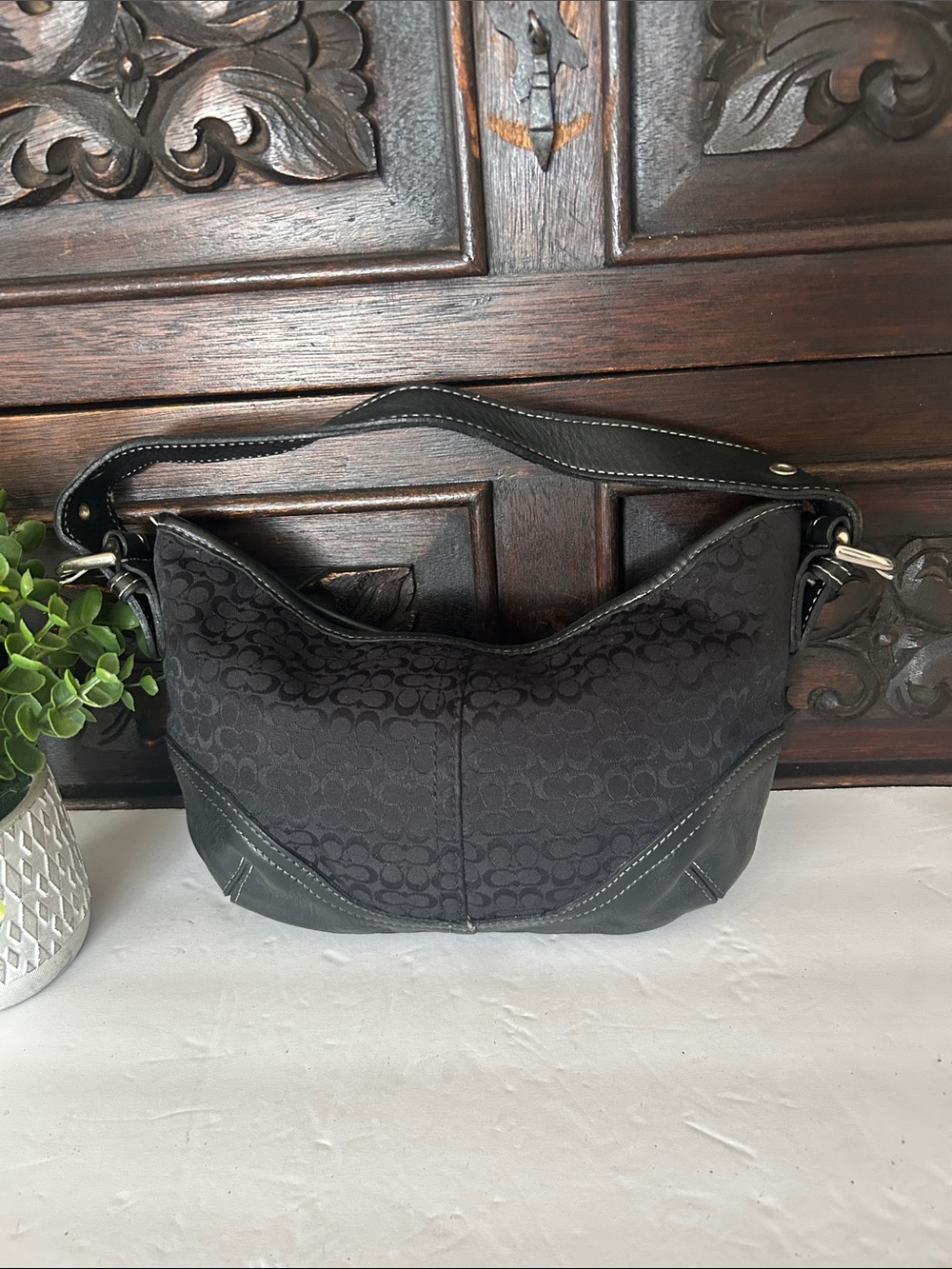 Black Shoulder Bag - Structured Everyday Carry